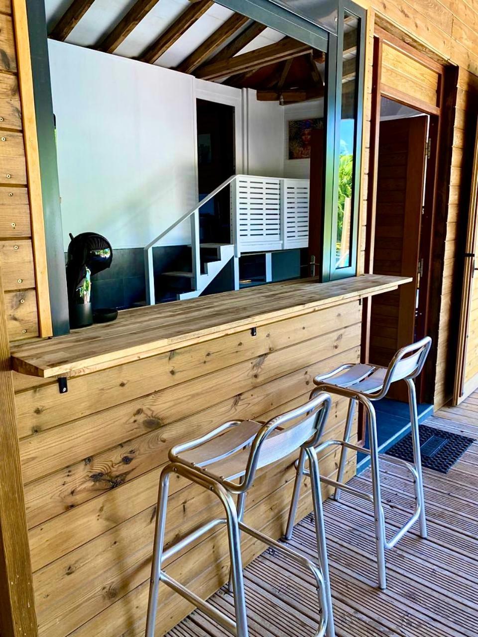 Charmant Bungalow Tout Confort Climatise - Terrasse Et Acces Plage ! Deshaies Eksteriør billede